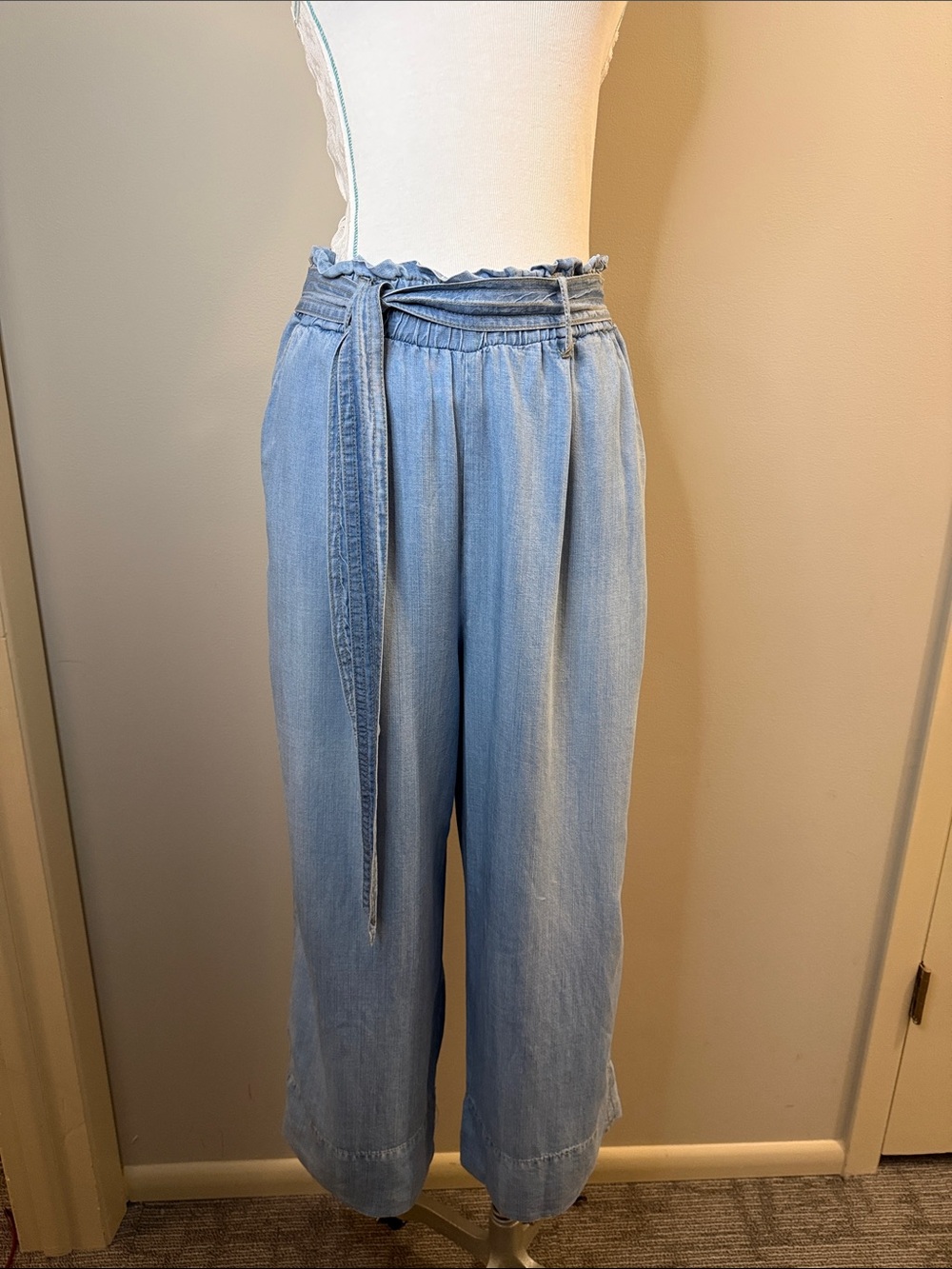 Workshop Republic Clothing Pale Denim Paperbag Wide-Leg Jeans